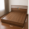 Thiết kế giường 1m8x2m màu óc chó, đầu có 2 kẻ trắng