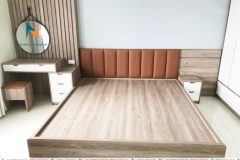 mau-ban-trang-diem-hien-dai-221201-17