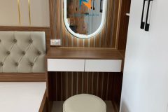 mau-ban-trang-diem-hien-dai-221130-5