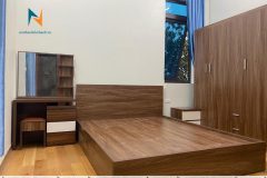 mau-ban-trang-diem-hien-dai-221130-7