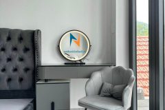 mau-ban-trang-diem-nhap-khau-221202-40
