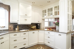 tu-bep-tan-co-dien-211101-3