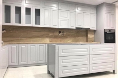 tu-bep-tan-co-dien-211101-4