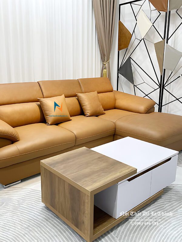 Khi được phối với chiếc bàn trà hình chữ nhật có màu đồng tone, nó trở thành 1 combo hoàn hảo cho phòng khách