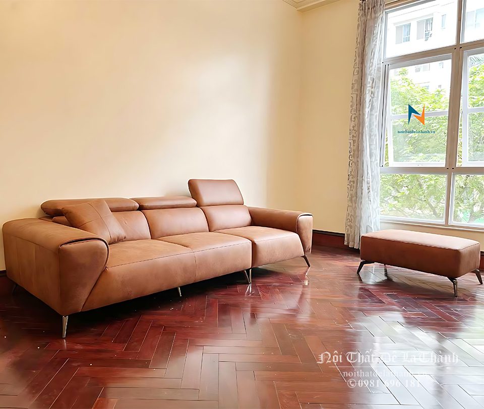 Sofa da lộn phong cách Cyrus với thiết kế tay tam giác, tựa gật gù, có 3 tựa