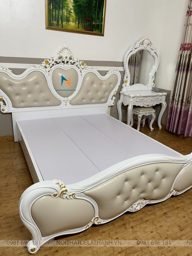 Chiếc giường phôi nhựa nhập khẩu, kết hợp với vai giường gỗ công nghiệp, thang sắt, chuyên sử dụng làm giường cưới, giường khách sạn, giường nhà nghỉ