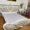 Nội Thất Đê La Thành là đơn vị cung ứng các mẫu giường tân cổ điển nhập khẩu đẹp nhất thị trường cho khách hàng