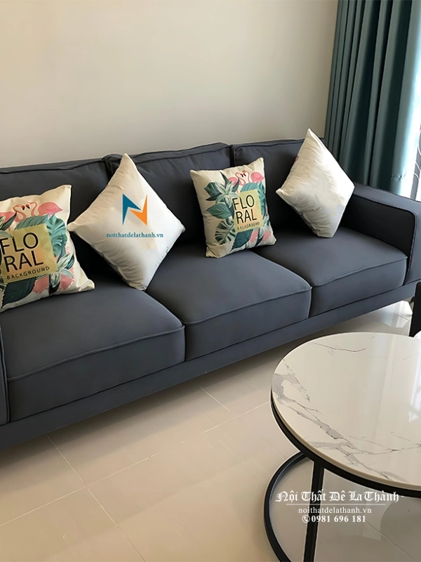 Nội Thất Đê La Thành là địa chỉ cung cấp những mẫu sofa văng nỉ đẹp tại Hà Nội, quý khách hãy liên hệ để sở hữu các bộ sofa đẹp như ý