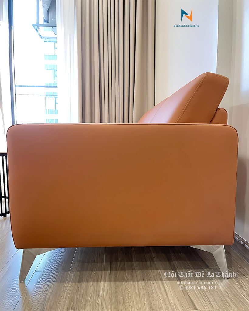 Tựa lưng may cố định, tạo cảm giác khoẻ khoắn cho chiếc văng