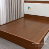 Giường ngủ đầu bọc nệm trắng khung gỗ MDF vân nâu có ngăn kéo bánh xe kéo ra
