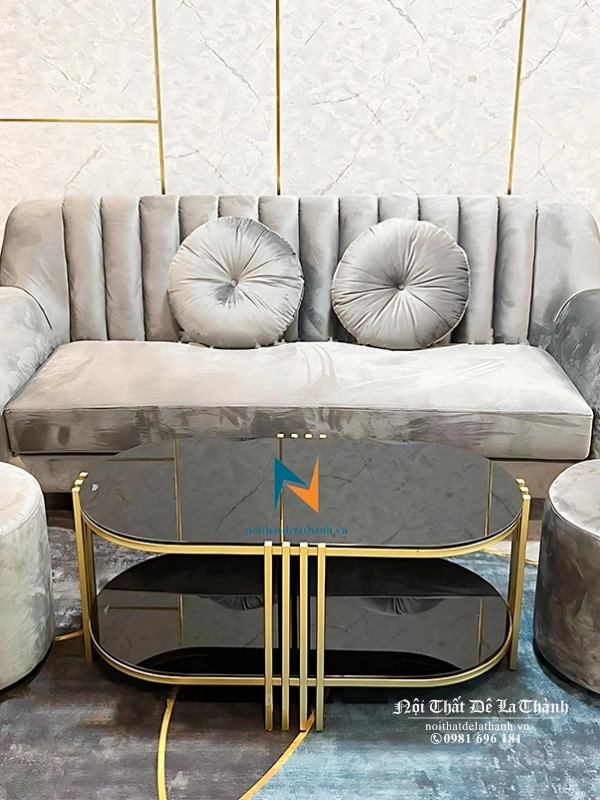 Sofa văng nỉ 1m8 có thể phối với nhiều kiểu bàn trà đơn khác nhau