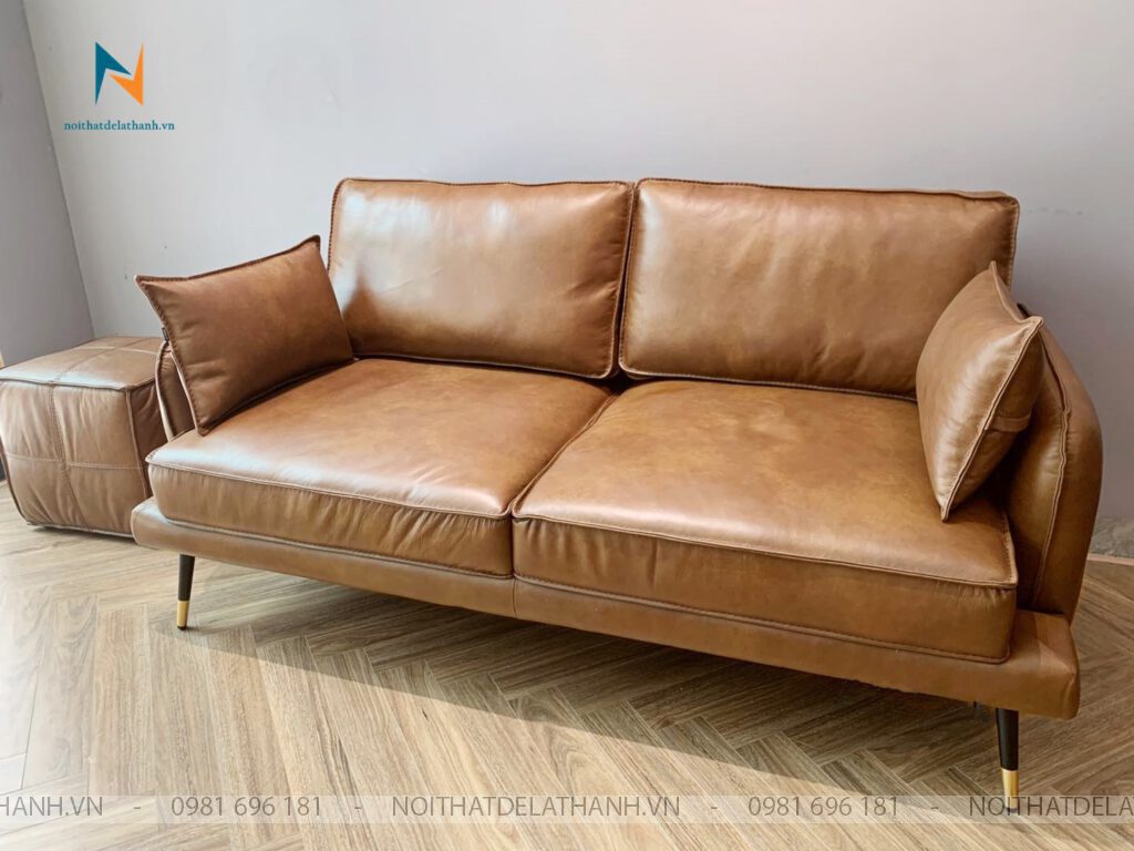 Chiếc văng sofa màu nâu da bò Ý kích thước 1m6 x 90cm