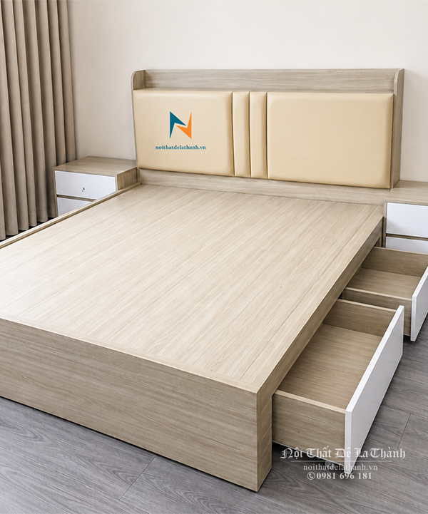 Giường bọc nệm đầu giường 1m6 gỗ MDF vân sồi, đầu nệm da kem, hai ngăn kéo trắng mở ra