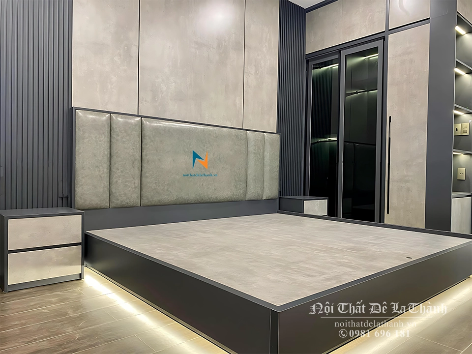 Combo sử dụng 2 chiếc táp 2 bên giường dùng để đèn ngủ, cắm sạc điện thoại tiện dụng