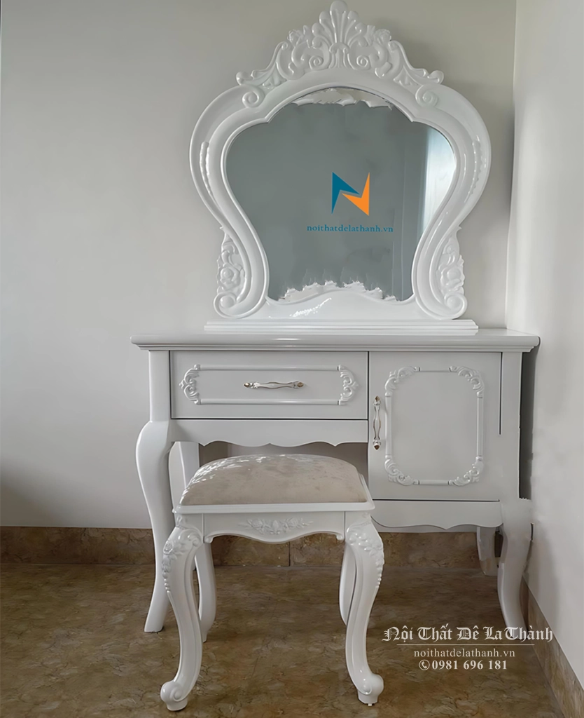 Chiếc Bàn Trang Điểm 80cm Trong Combo Nội Thất Phòng Ngủ Tân Cổ Điển Giá Rẻ