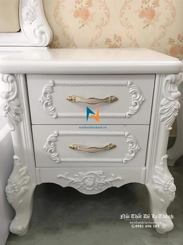Chiếc táp đầu giường tân cổ điển 45cmx40cm