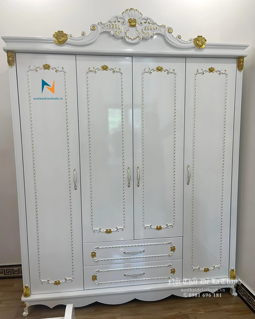 Chiếc tủ 4 cánh trong combo giường tủ tân cổ điển giá rẻ