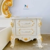 Chiếc táp đầu giường phong cách tân cổ điển được nhũ vàng rất đẹp