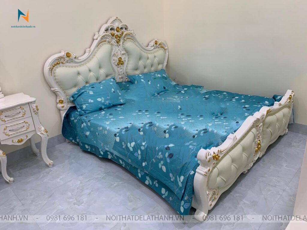 Chiếc giường tân cổ điển lục bình nhập khẩu rất sang trọng và đẹp mắt