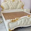 Giường tân cổ điển hoa quỳnh, 2m* 2m2, bắn đinh đồng quanh đầu cao và đầu thấp