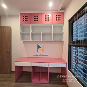 Bàn Học Màu Hồng