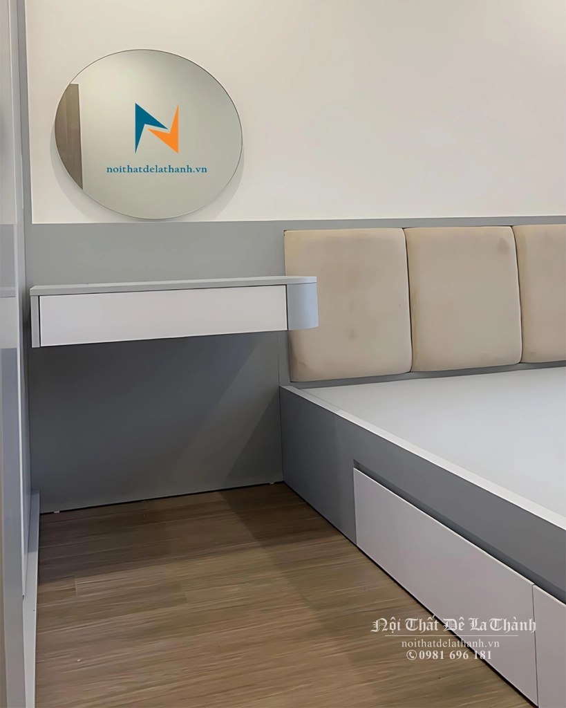 Combo sử dụng tone màu xám chủ đạo, kết hợp với màu trắng, giường gắn đệm nỉ nhung chia mảnh