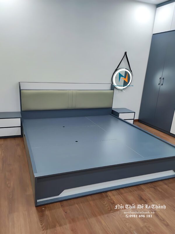 Combo sử dụng 2 gam màu chì pha cánh màu trắng, rất sang trọng để sử dụng làm nội thất phòng cưới