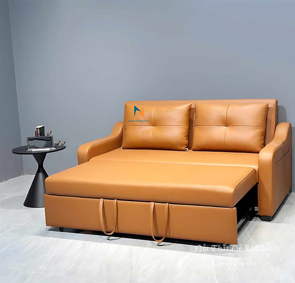 Gọi là "thông minh" vì khi khéo ra, chiếc văng da lập tức hô biến thành chiếc giường đôi với 2 gối đầu