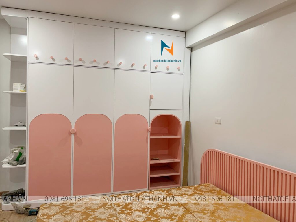 Thiết kế phòng ngủ cho bé gái thiên về các gam màu nữ tính như hồng, trắng, xanh pastel...