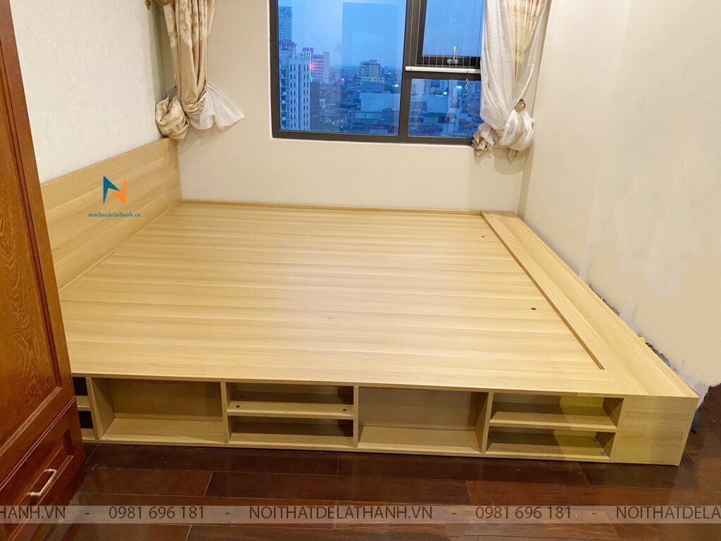 Nội Thất Đê La Thành là đơn vị chuyên thiết kế và thi công những chiếc giường gỗ công nghiệp có kích thước 2m, 2m4 hoặc to hơn thế!
