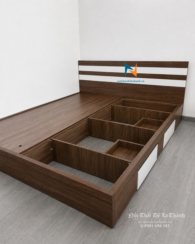 Chiếc giường gỗ MDF với thiết kế 2 ngăn kéo 2 bên thành giường, hệ thống thanh giường và vai giường cắm thẳng xuống đất giúp chiếc giường chịu tải lên đến hàng tấn