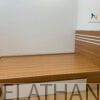Giường gỗ MDF 1m5x1m9, thân màu gỗ, mặt ngăn kéo và 3 chỉ ở đầu cao màu trắng đẹp hài hoà