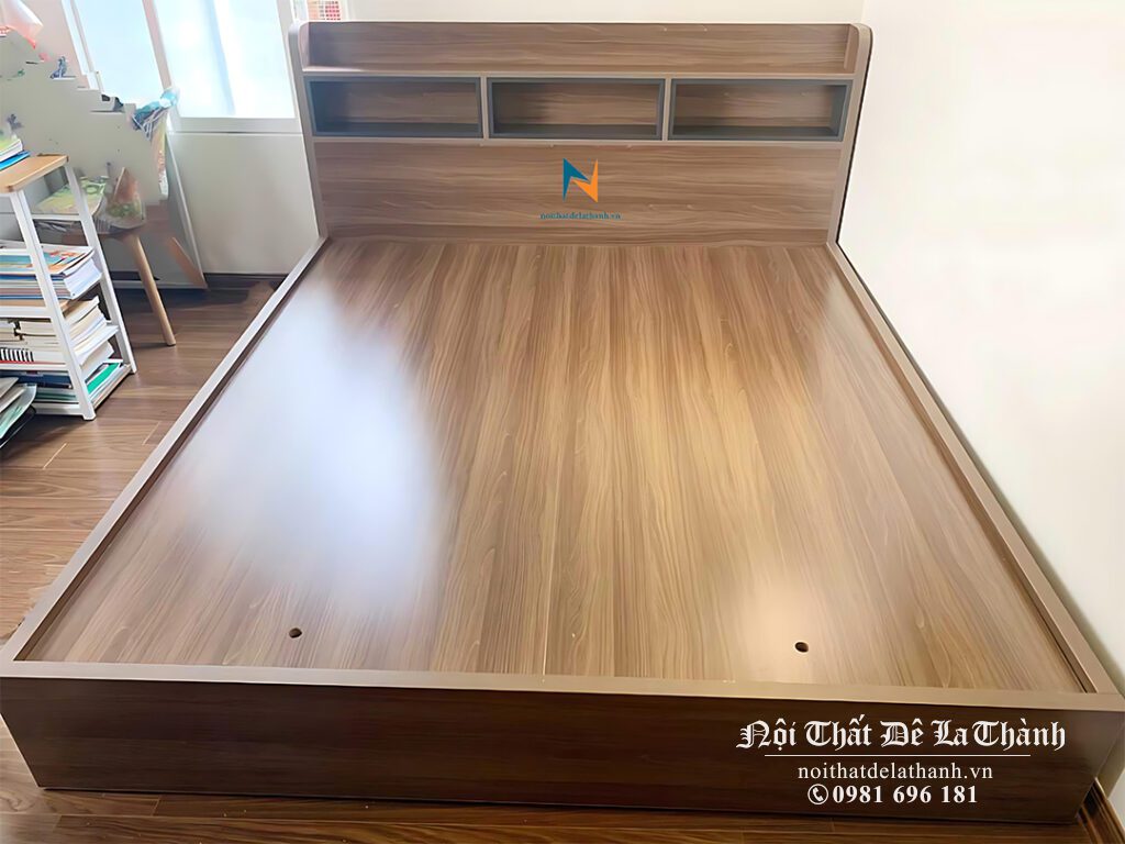 Giường ngủ có kệ đầu giường, 1m8x2m, màu gỗ nâu, gỗ công nghiệp mdf