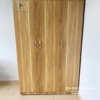 Chiếc tủ gỗ 3 cánh phân khúc giá rẻ, gỗ công nghiệp mdf, có 2 buồng treo quần áo, dành cho sinh viên, phòng trọ