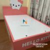 Giường ngủ dành cho con gái thiết kế kiểu hello kitty, màu hồng pha trắng, 1m2x1m9