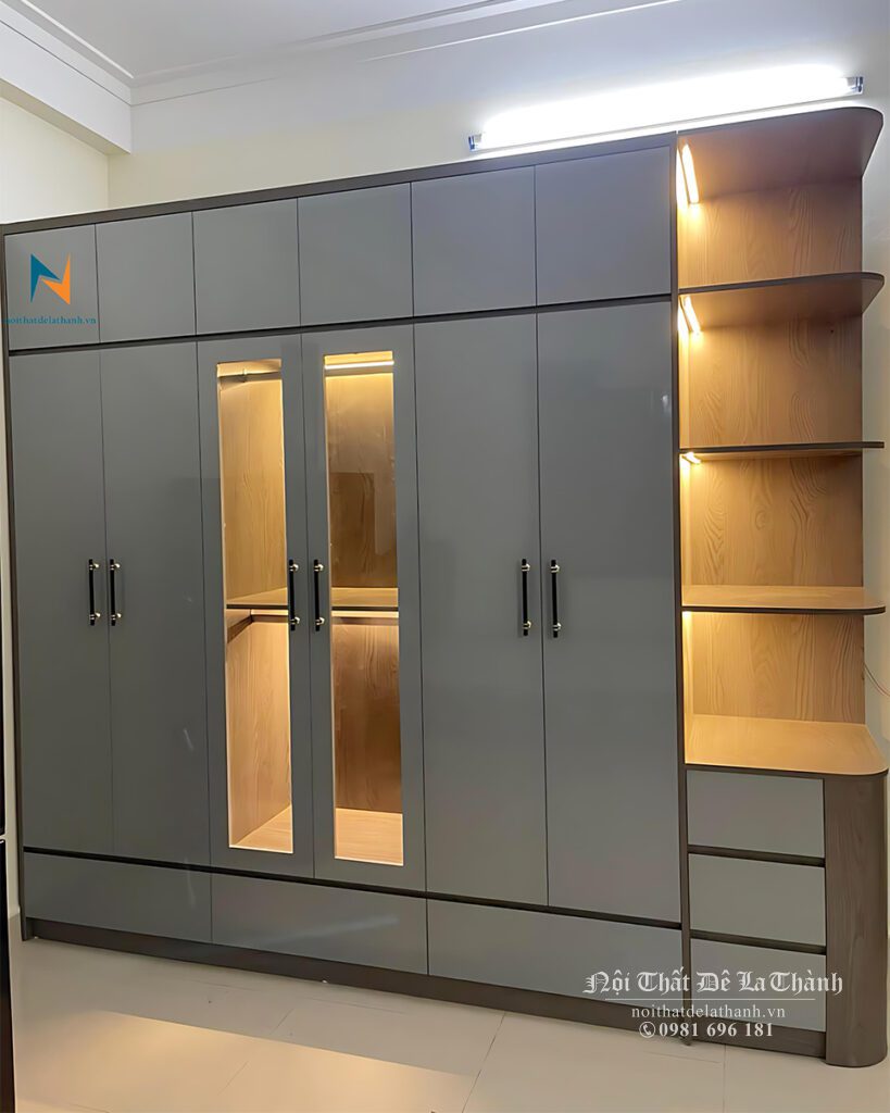 Chiếc tủ gỗ công nghiệp mdf rộng 2m8, có 2 cánh kính, thiết kế hiện đại, samg trọng