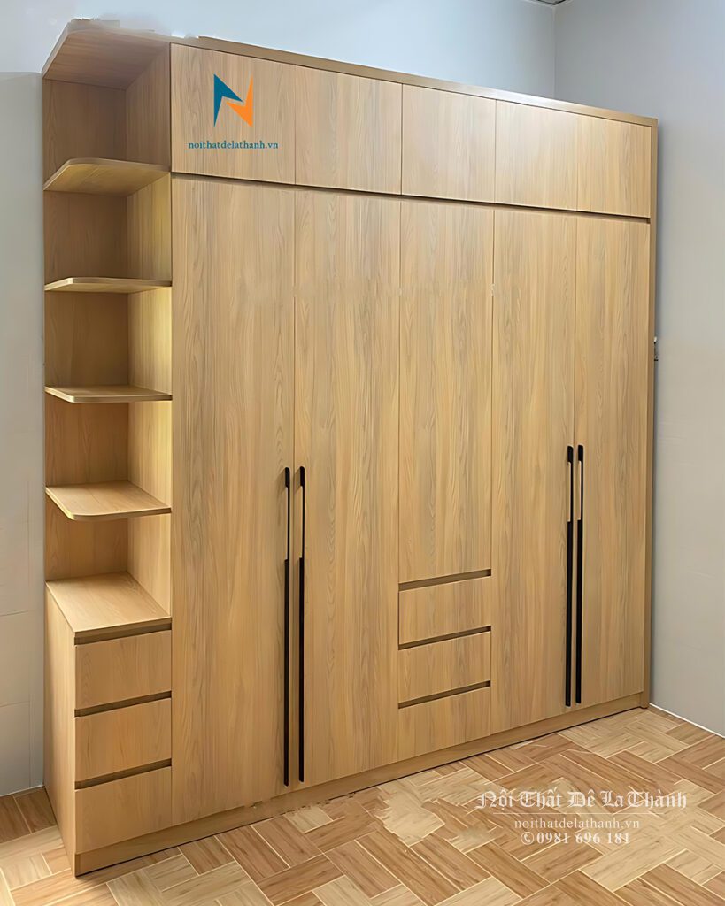 Chiếc tủ quần áo đẹp hiện đại, 2m4x2m45, 2 tầng, 5 cánh và 1 kệ góc trang trí