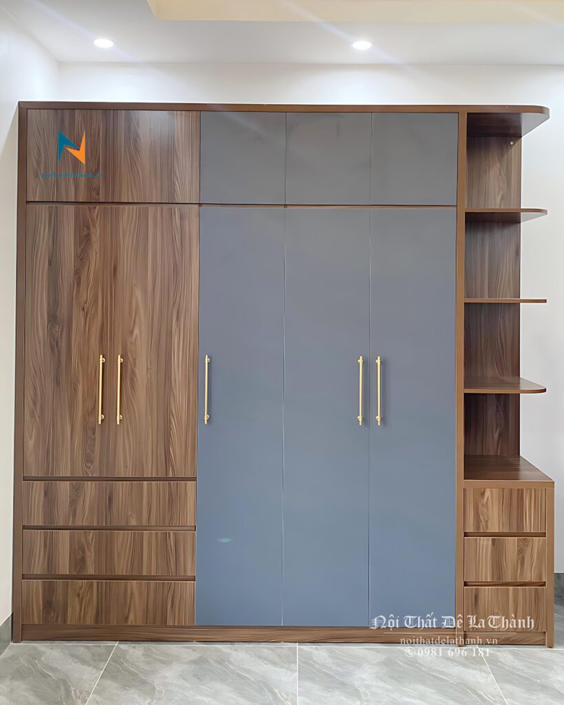 Thiết kế tủ quần áo hiện đại 3 buồng, 5 cánh, 2 tầng, kệ góc trang trí