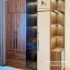 Chiếc tủ quần áo gỗ công nghiệp đẹp hiện đại, kích thước 2mx2m45, có 3 cánh gỗ, 1 cánh kính và 1 kệ góc trang trí
