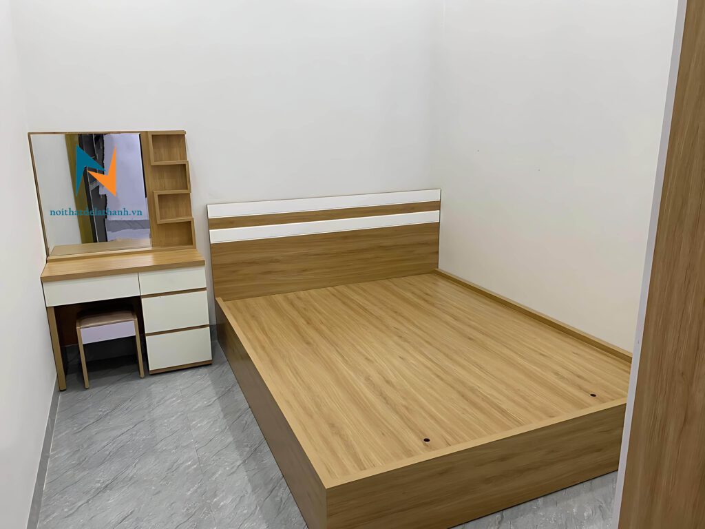 Chiếc giường 1m6 và bàn trang điểm 80cm trong bộ giường tủ giá rẻ