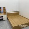 Chiếc giường 1m6 và bàn trang điểm 80cm trong bộ giường tủ giá rẻ