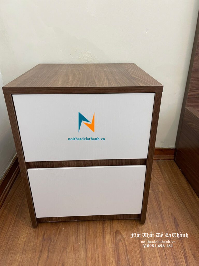 Ảnh táp đầu giường rộng 40cm, màu 6089, 2 ngăn kéo màu trắng