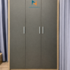 Chiếc tủ 1m2x2m màu gỗ tối pha cánh màu chì trong combo giường tủ gỗ công nghiệp giá rẻ