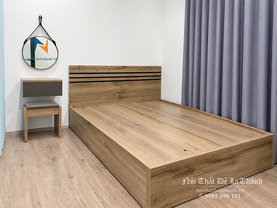 Ảnh thực tế chiếc giường 1m4x2m và bàn trang điểm treo 40cm dành cho chung cư mini