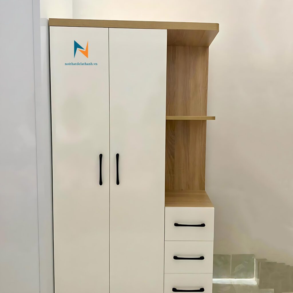 Chiếc tủ gỗ giá rẻ 2 cánh có thêm góc trang trí