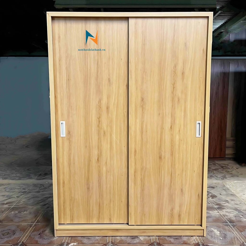 Chiếc tủ 2 cánh lùa màu 388, kích thước 1m6x2m