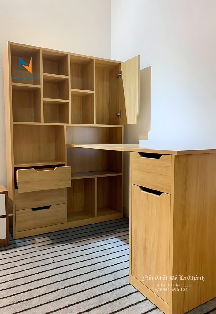 Chiếc bàn học dành cho nam sinh cấp 3, kích thưpcs bàn 1m2x75x50cm, kích thước giá sách 90cmx1m5, màu 388, phong cách hiện đại