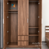 Hình ảnh thực tế thiết kế bên trong chiếc giá rẻ 1m2x2m với 1 khoang treo dài, 2 khoang ngăn đi kèm với đợt gỗ và 2 ngăn kéo tiện lợi