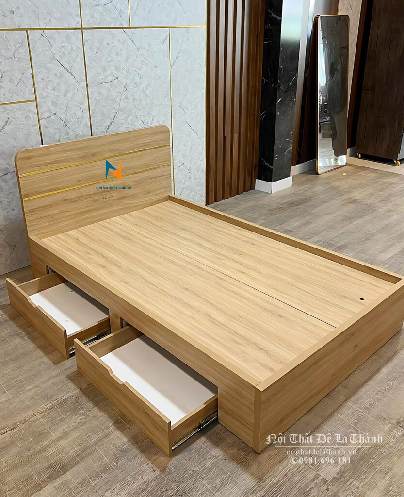 Chiếc giường ngủ 1m2x1m9, màu vàng 388, có 2 ngăn kéo ở vai trái