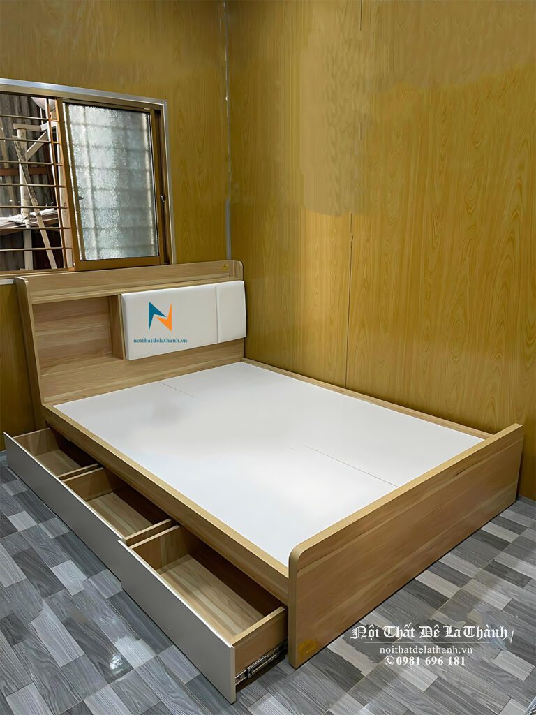 Giường gỗ công nghiệp mdf 1m6x2m có 3 ngăn kéo ở vai trái giường dùng để đồ rất tiện lợi